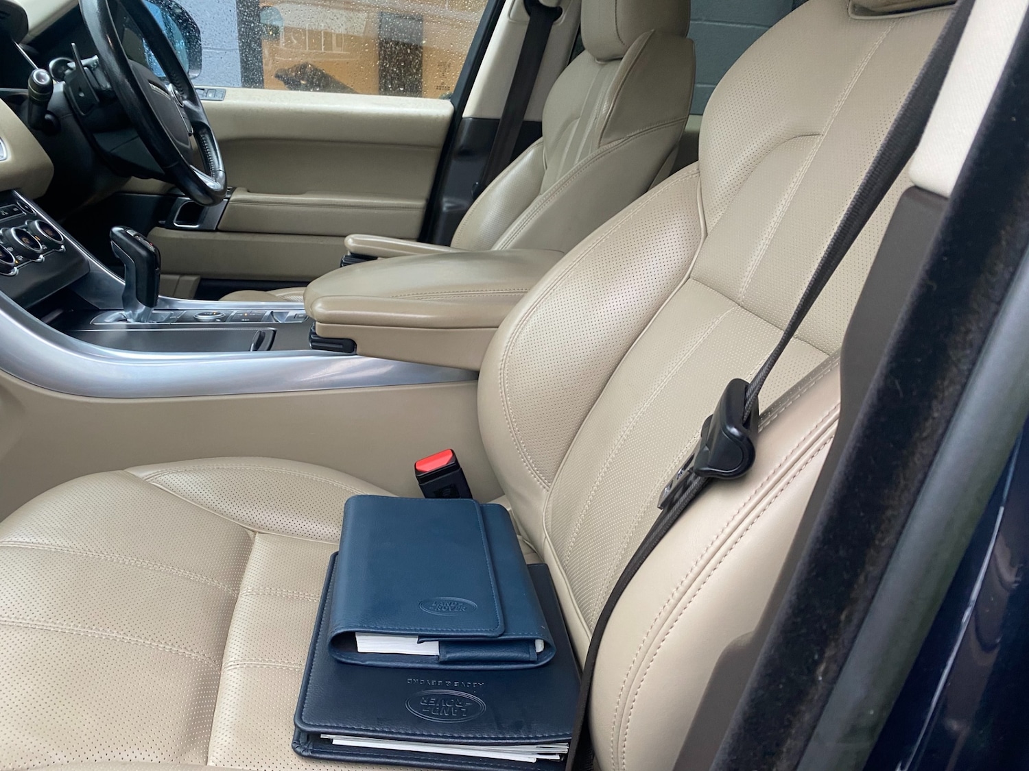 Used Land Rover Range Rover Sport 2015 for sale - 77261461: Photo 32