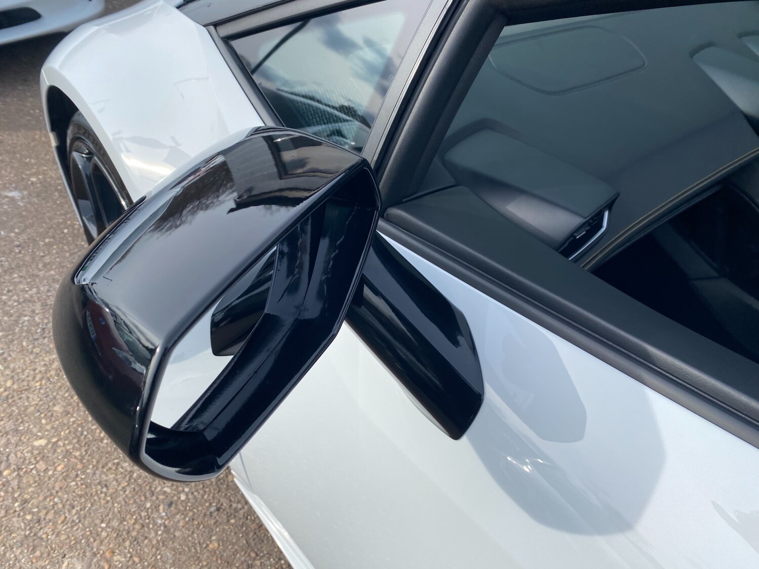 Used Lamborghini Huracan 2016 for sale - 78122260: Photo 38