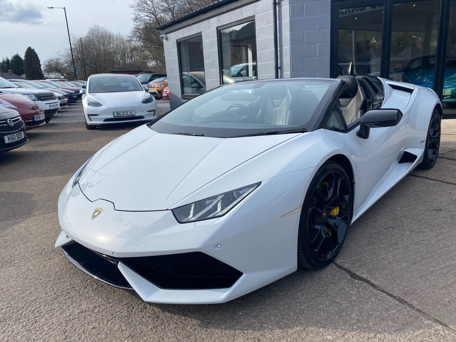 Used Lamborghini Huracan 2016 for sale - 78122260: Photo 6