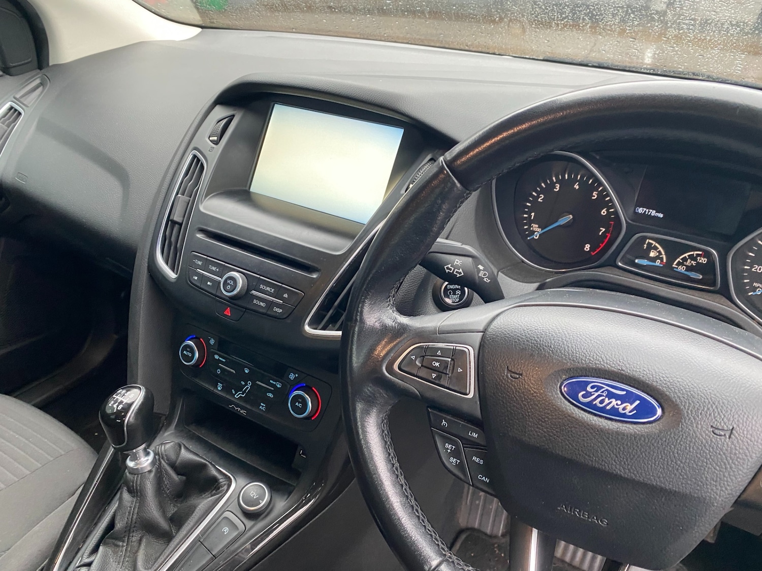 Used Ford Focus 2015 for sale - 77240394: Photo 12