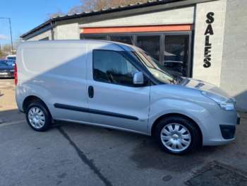 Used Vauxhall Combo 2017 for sale - 73908461: Photo