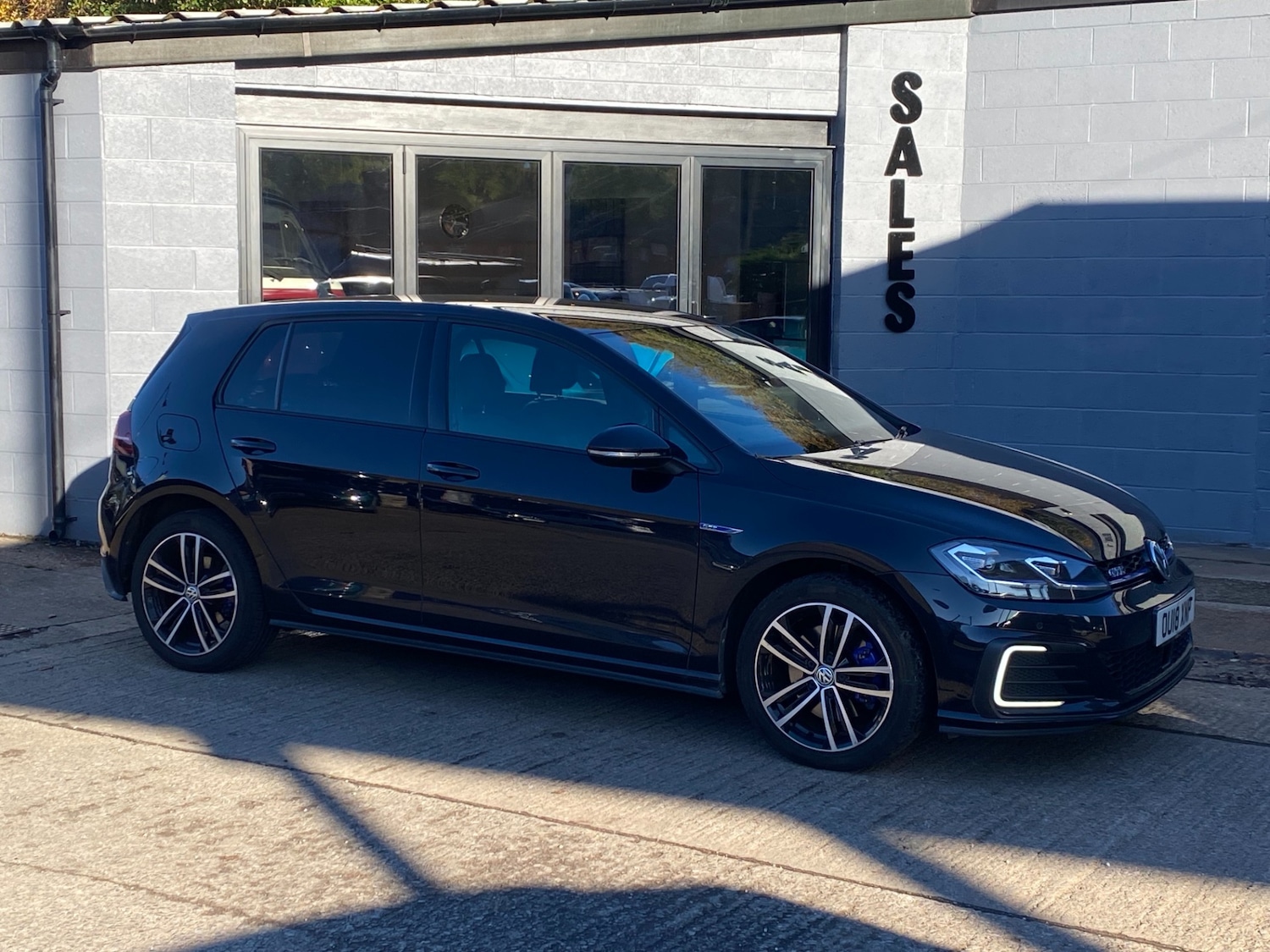 Used Volkswagen Golf 2018 for sale - 76374242: Photo 3
