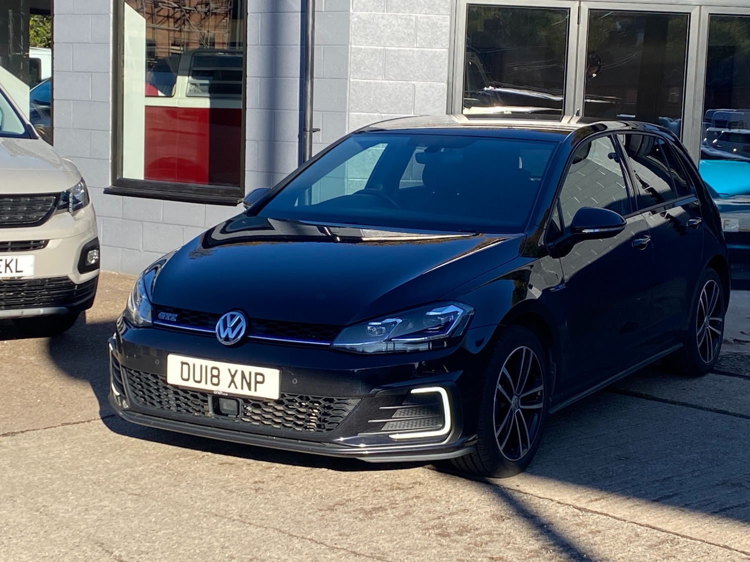 Used Volkswagen Golf 2018 for sale - 76374242: Photo 5