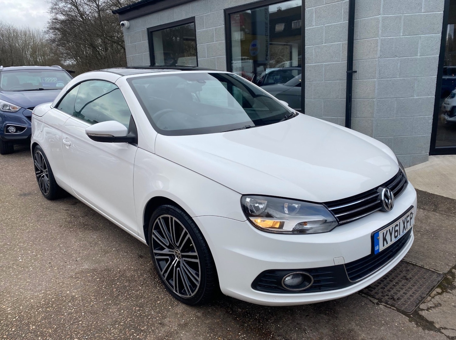 Used Volkswagen EOS 2011 for sale - 77796784: Photo 2