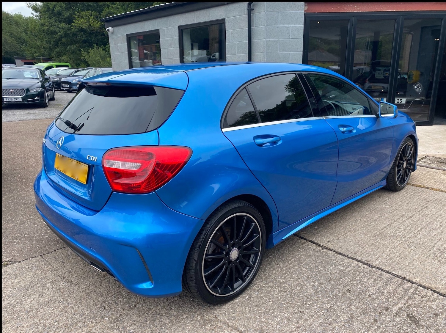 Used Mercedes-Benz A-Class 2013 for sale - 76353574: Photo 3
