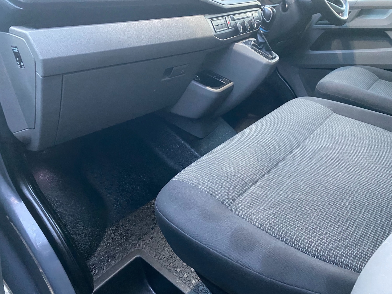 Used Volkswagen Transporter 2021 for sale - 76932246: Photo 21