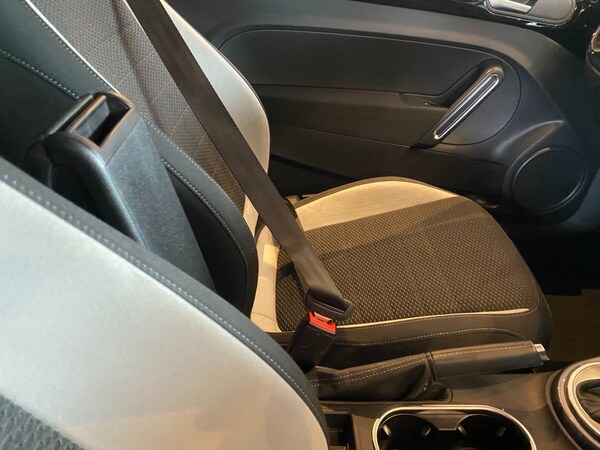 Used Volkswagen Beetle 2017 for sale - 72275929: Photo 33