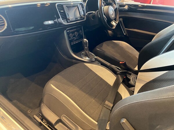 Used Volkswagen Beetle 2017 for sale - 72275929: Photo 47
