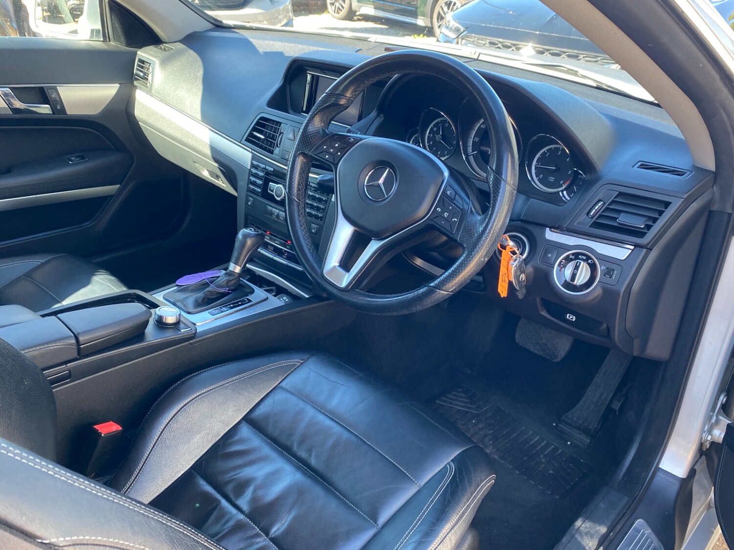 Used Mercedes-Benz E-Class 2012 for sale - 76022834: Photo 17