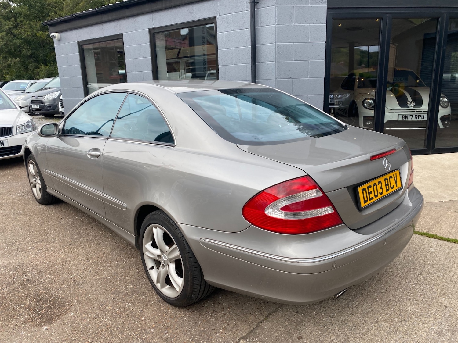 Used Mercedes-Benz CLK 2003 for sale - 76090999: Photo 10
