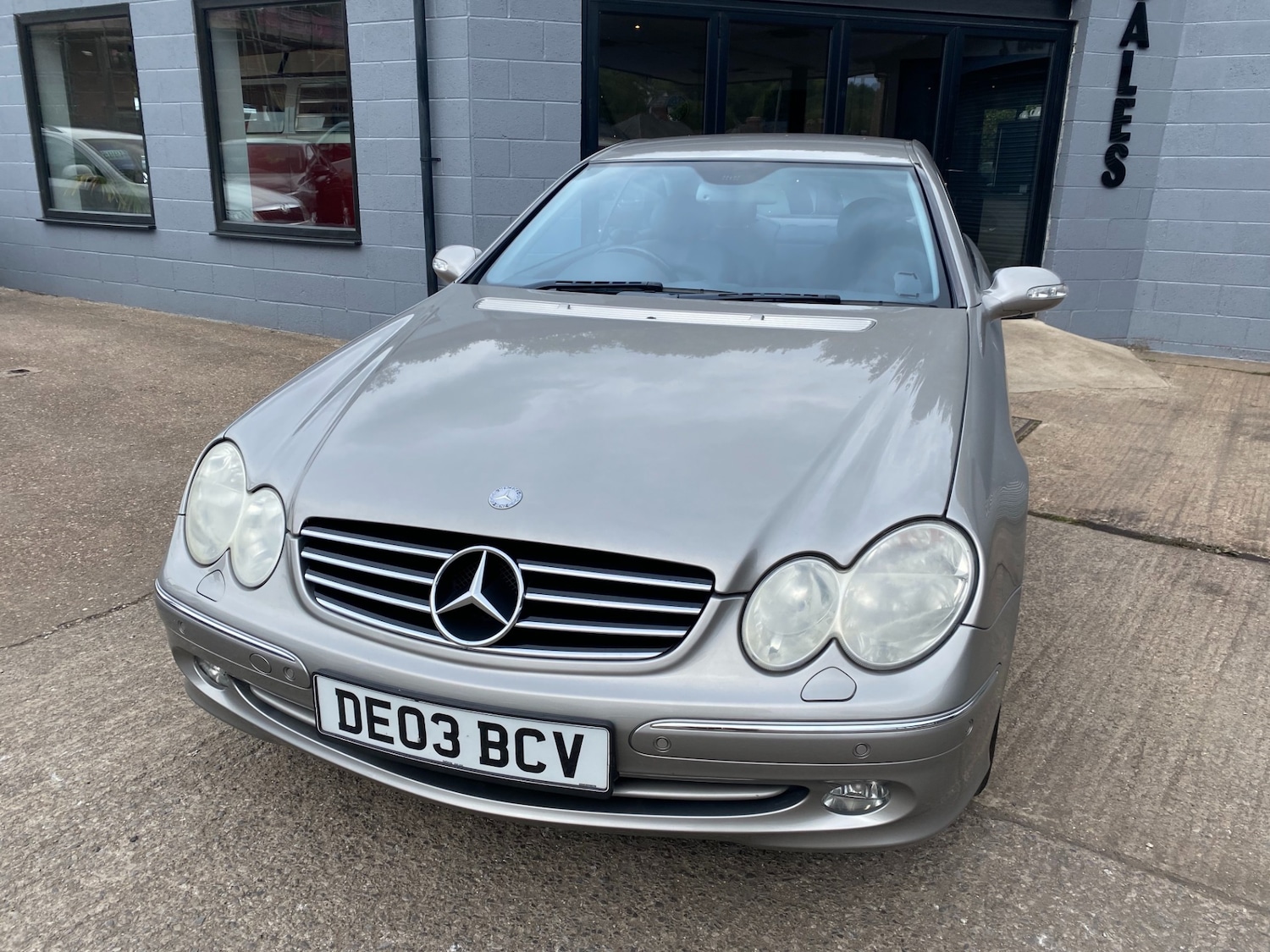 Used Mercedes-Benz CLK 2003 for sale - 76090999: Photo 13