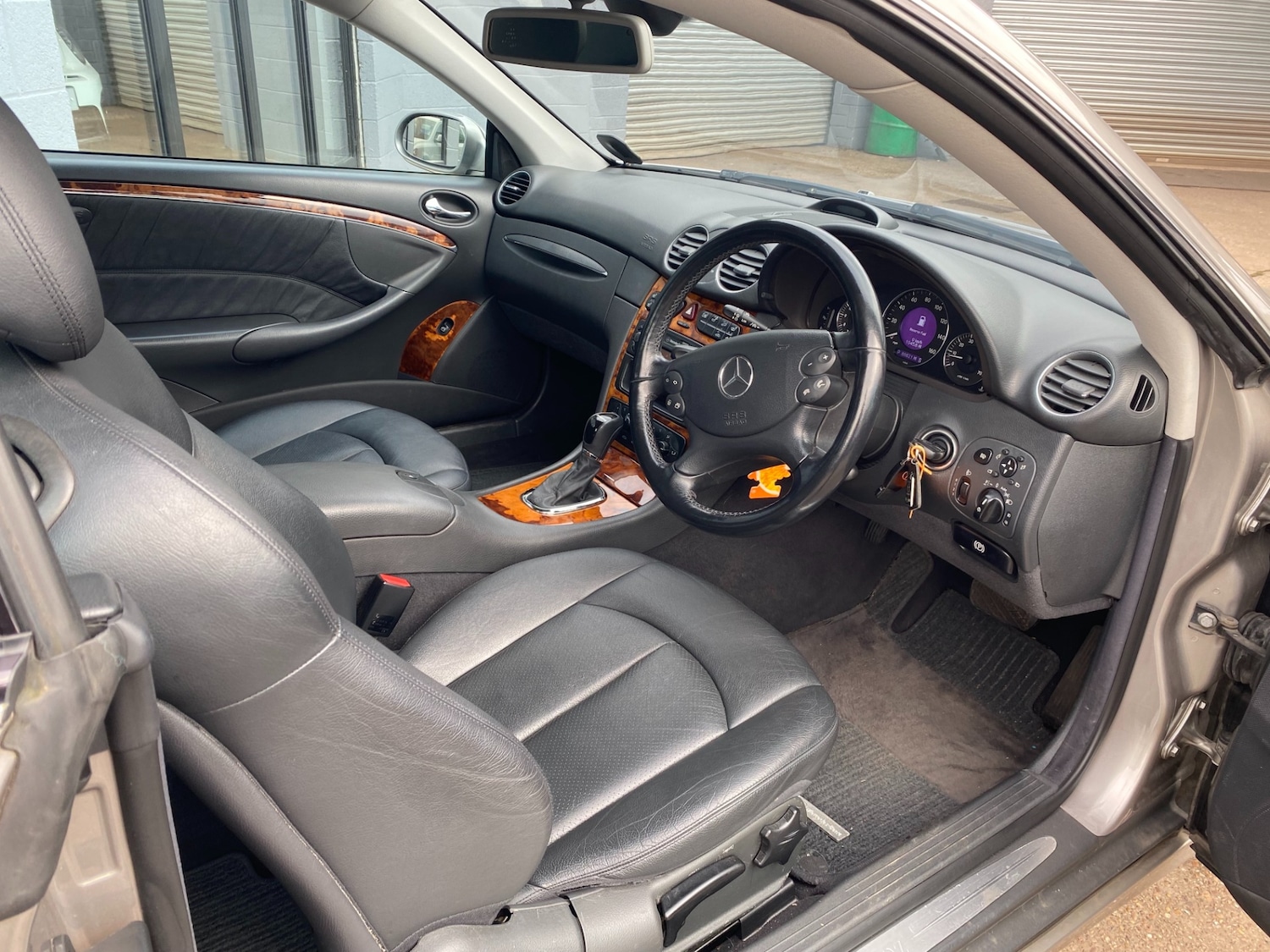 Used Mercedes-Benz CLK 2003 for sale - 76090999: Photo 17