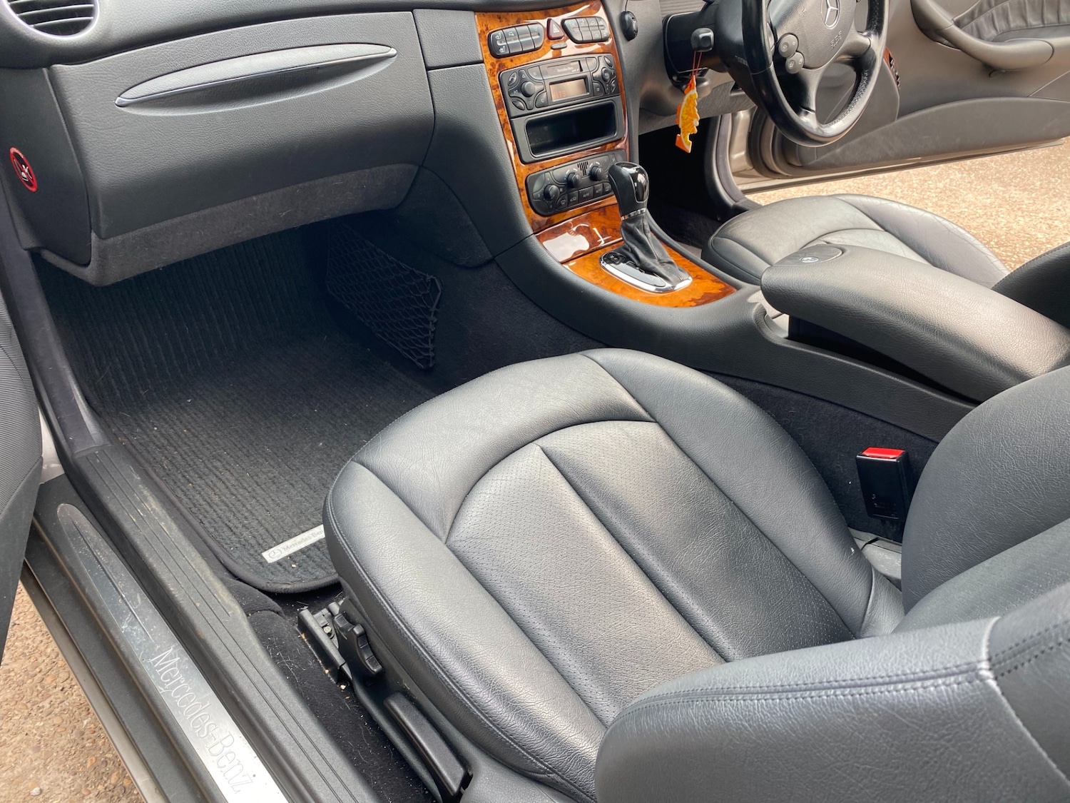 Used Mercedes-Benz CLK 2003 for sale - 76090999: Photo 29