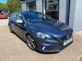 Used Volvo V40 2015 for sale - 74742391: Photo