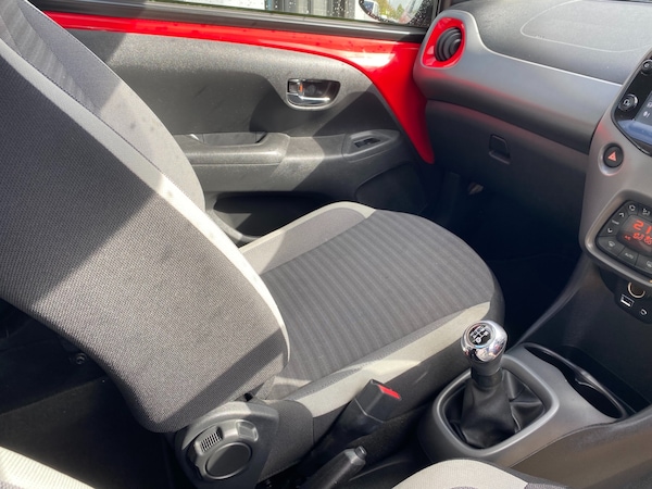 Used Toyota AYGO 2019 for sale - 75723622: Photo 19