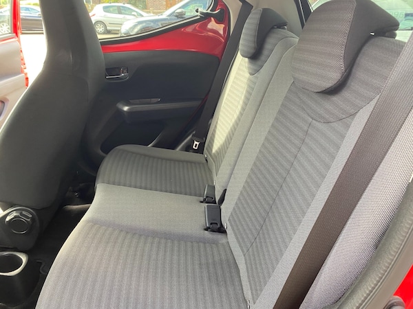 Used Toyota AYGO 2019 for sale - 75723622: Photo 32