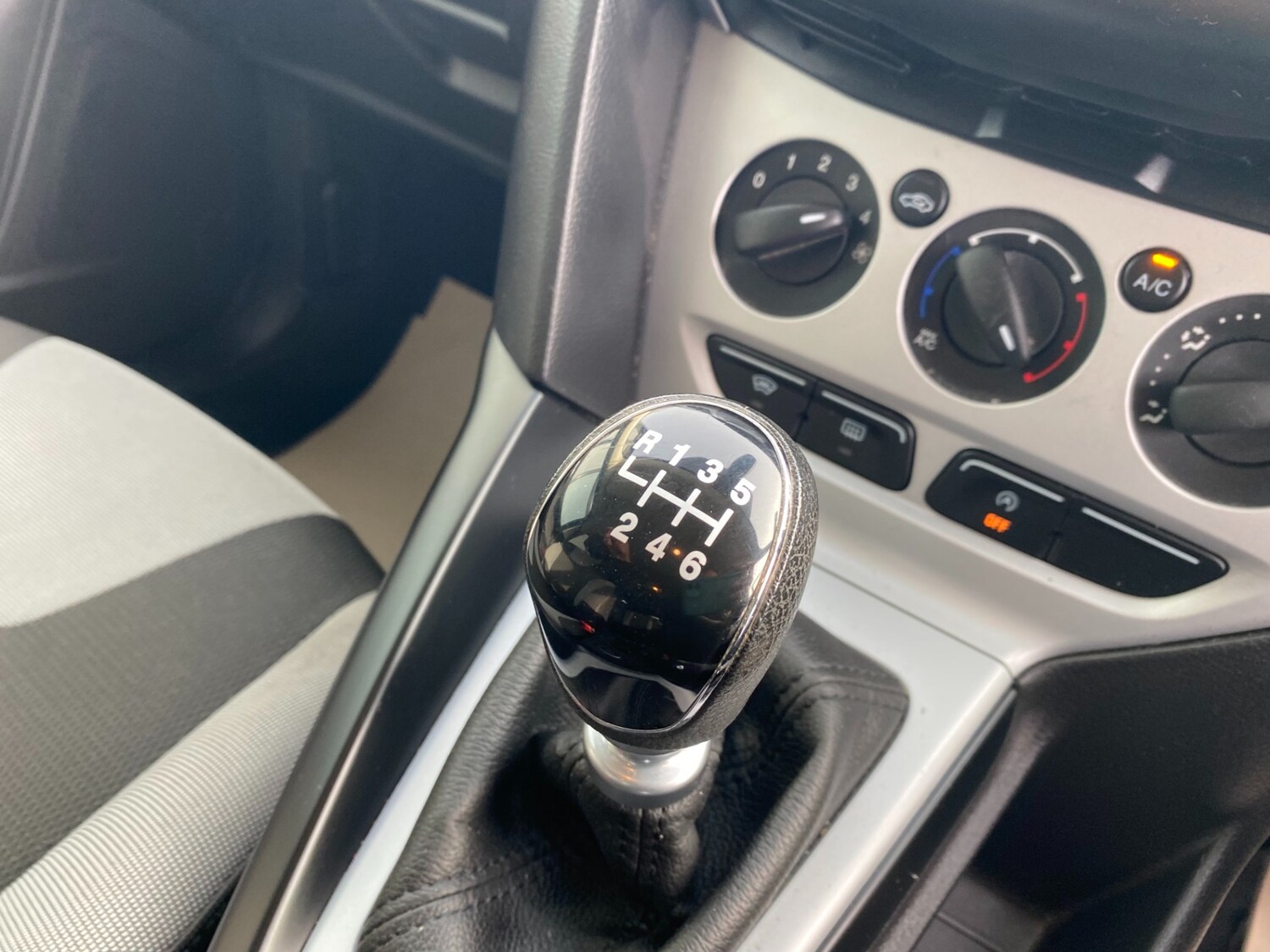 Used Ford Focus 2014 for sale - 77445993: Photo 24