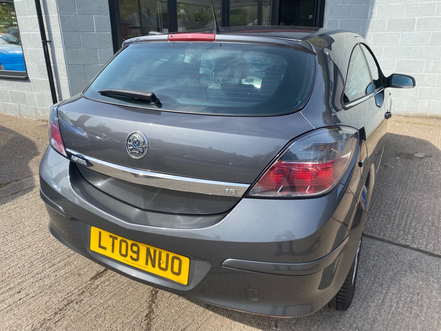 Vehicle 9