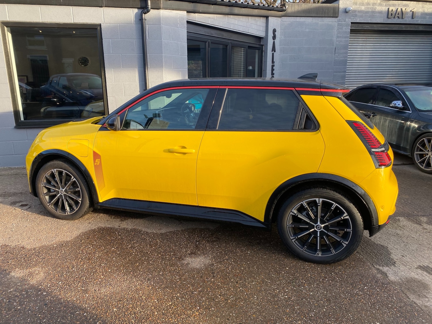 Used Renault 5 2025 for sale - 76932210: Photo 11