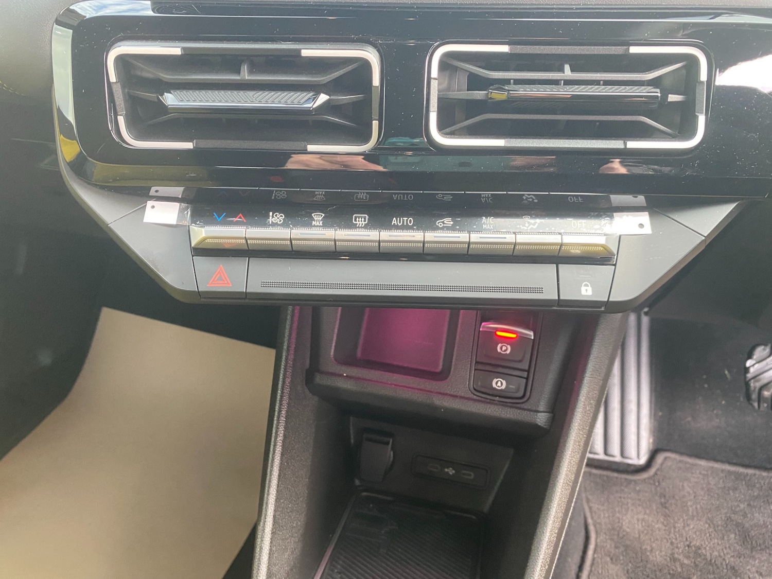 Used Renault 5 2025 for sale - 76932210: Photo 37