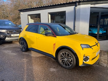 Used Renault 5 2025 for sale - 76932210: Photo