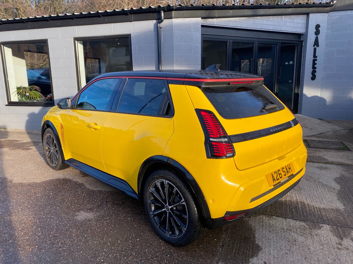 Used Renault 5 2025 for sale - 76932210: Photo 9