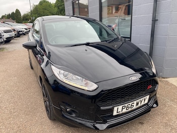 Used Ford Fiesta 2017 for sale - 78882709: Photo