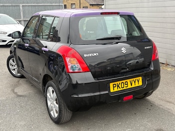 Used Suzuki Swift 2009 for sale - 79255596: Photo