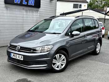 Used Volkswagen Touran 2016 for sale - 79268532: Photo