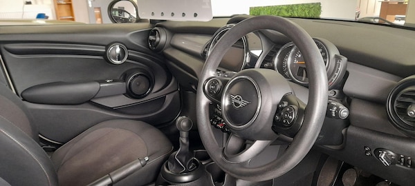 Used MINI Hatch 2019 for sale - 76127423: Photo 18