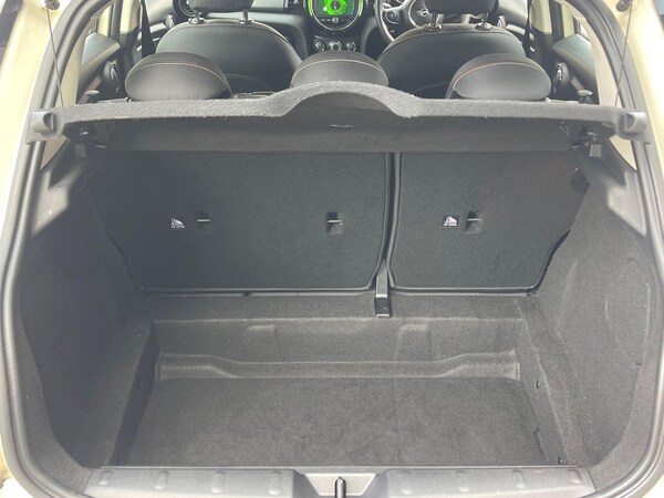 Used MINI Hatch 2019 for sale - 76127423: Photo 6
