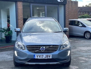 Used Volvo XC60 2017 for sale - 76127422: Photo 2