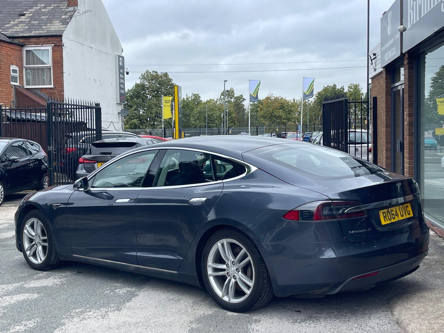 Used Tesla Model S 2014 for sale - 76152552: Photo 5