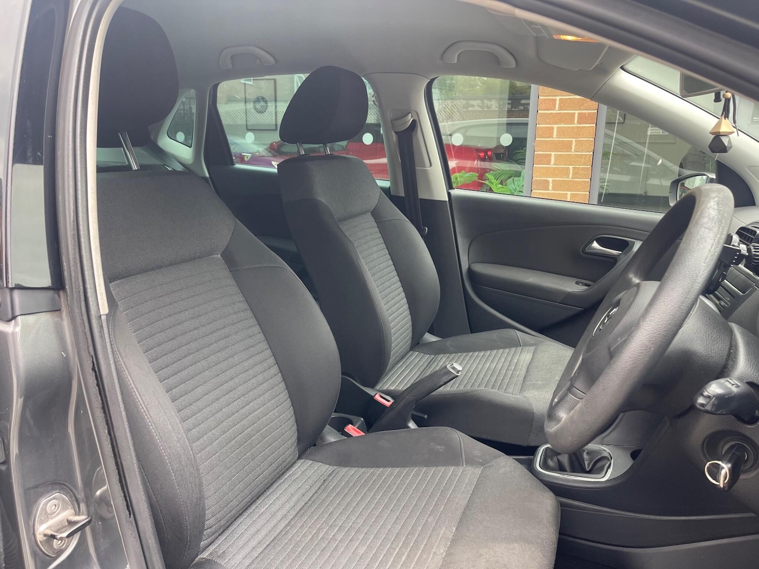 Used Volkswagen Polo 2012 for sale - 76127482: Photo 10