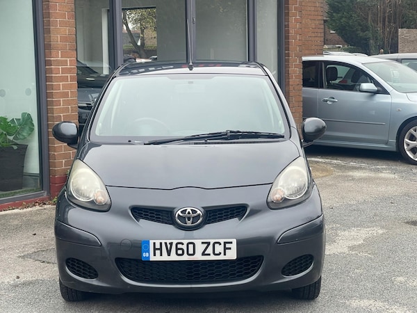 Used Toyota AYGO 2011 for sale - 76127484: Photo 2
