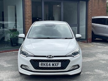 Used Hyundai i20 2015 for sale - 76127367: Photo
