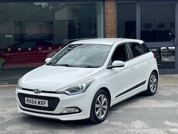 Used Hyundai i20 2015 for sale - 76127367: Photo