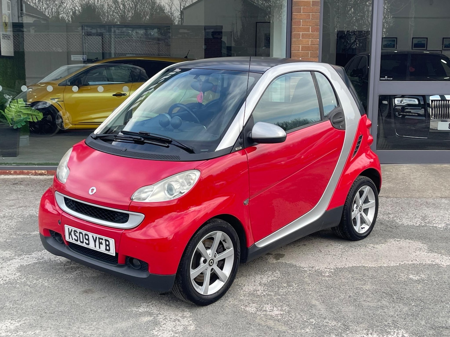 Used smart fortwo 2009 for sale - 76127401: Photo 3