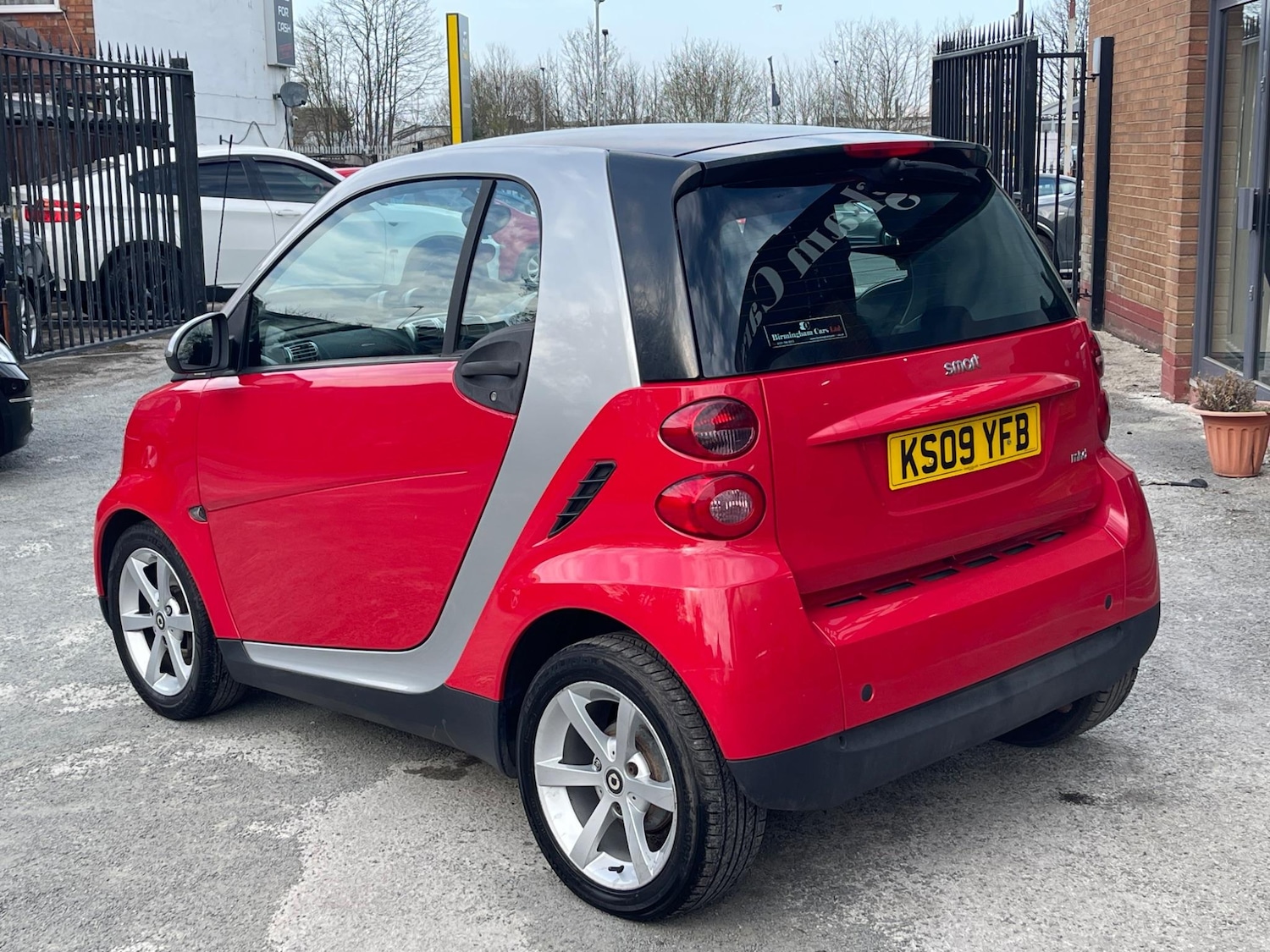 Used smart fortwo 2009 for sale - 76127401: Photo 5