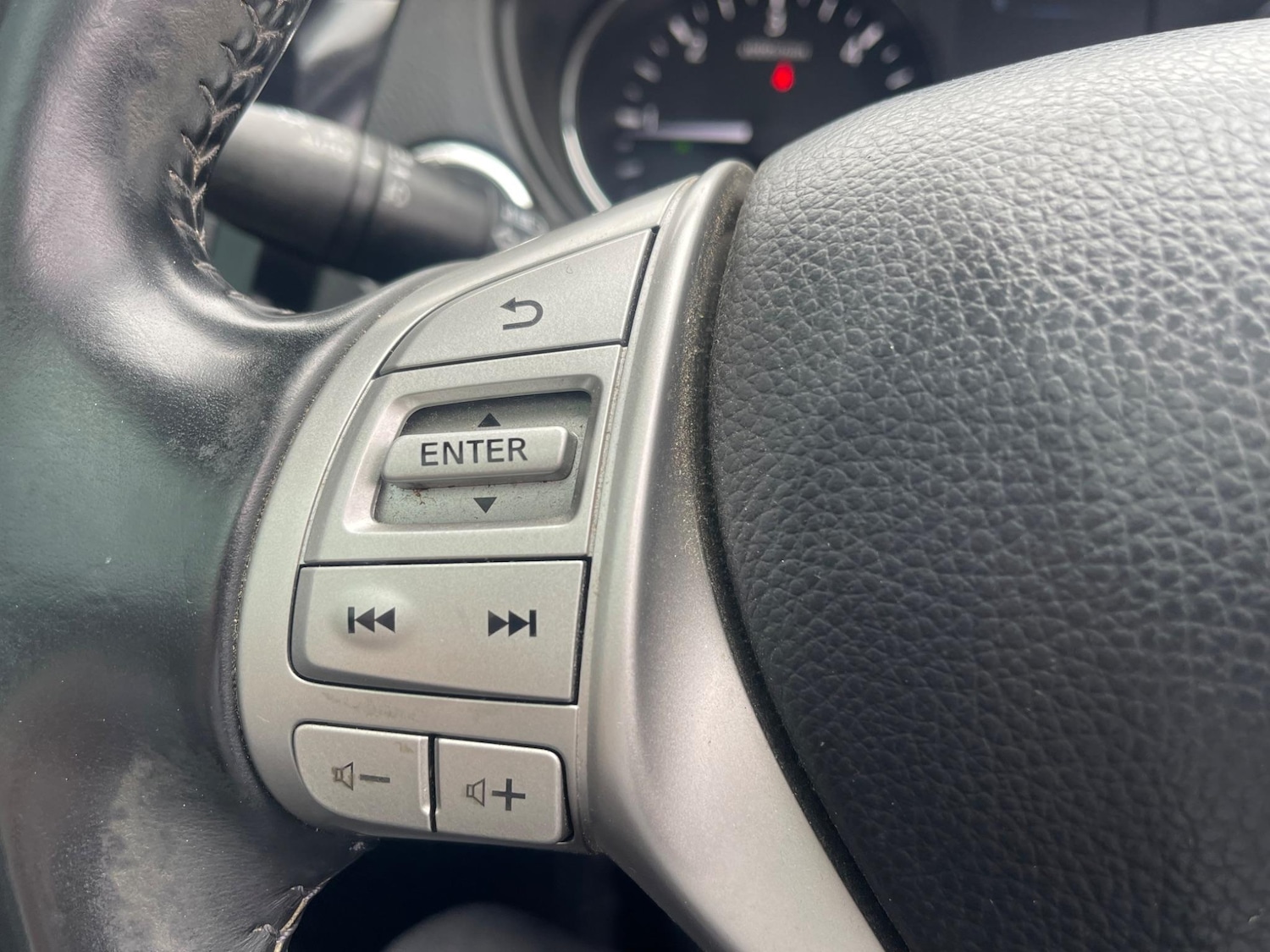 Used Nissan Qashqai 2015 for sale - 76127470: Photo 19