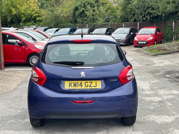 Used Peugeot 208 2014 for sale - 76127461: Photo 7