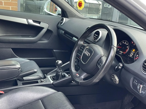 Used Audi A3 2010 for sale - 76127465: Photo 13
