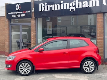 Used Volkswagen Polo 2011 for sale - 76127410: Photo