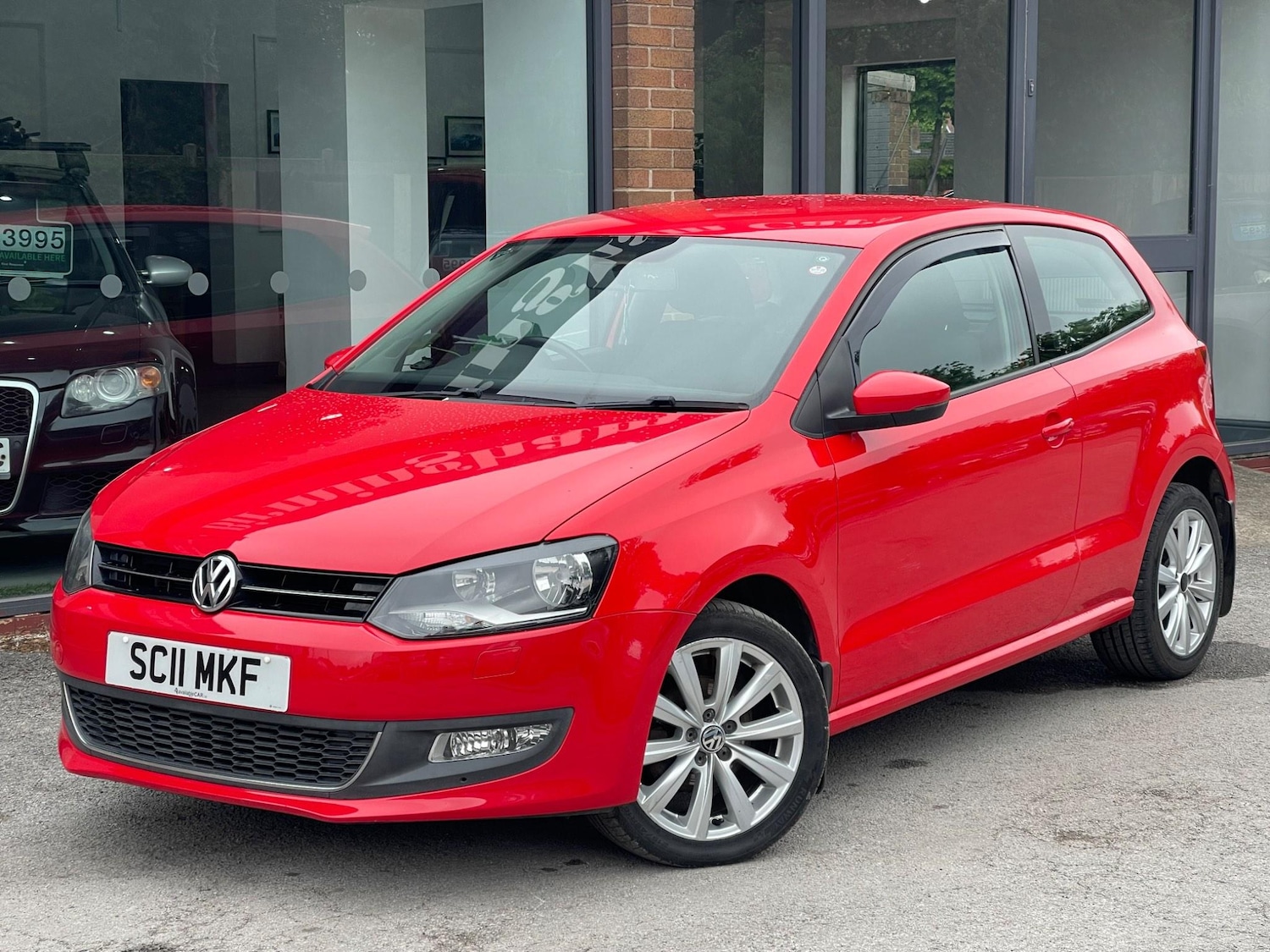 Used Volkswagen Polo 2011 for sale - 76127410: Photo 7