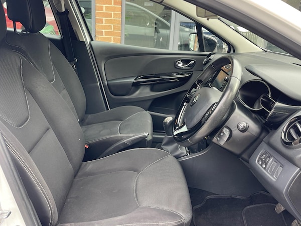 Used Renault Clio 2014 for sale - 76215107: Photo 11