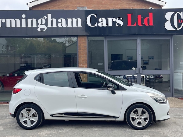 Used Renault Clio 2014 for sale - 76215107: Photo 8
