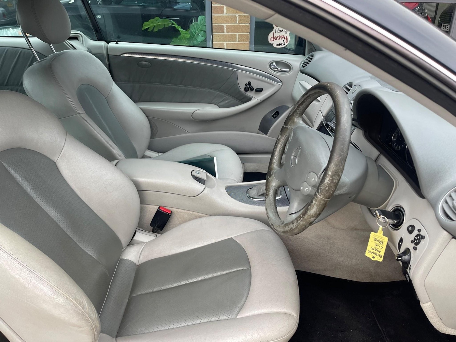 Used Mercedes-Benz CLK 2004 for sale - 76127409: Photo 11