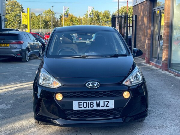Used Hyundai i10 2018 for sale - 76166823: Photo 2
