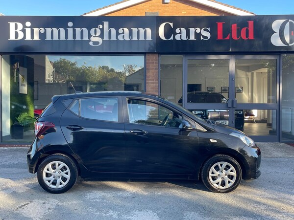 Used Hyundai i10 2018 for sale - 76166823: Photo 3