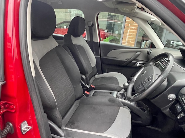 Used Citroen C4 Picasso 2013 for sale - 76260017: Photo 12